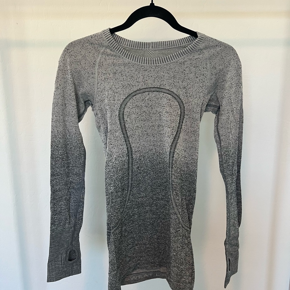 Lululemon Swiftly Tech Long Sleeve Crew